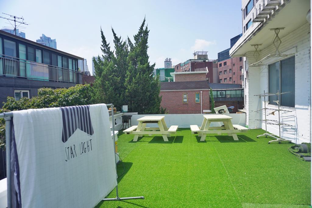 Tiara Guesthouse Seoul Bagian luar foto