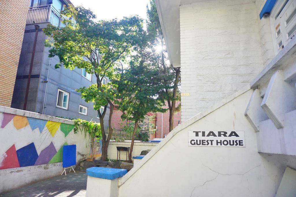Tiara Guesthouse Seoul Bagian luar foto