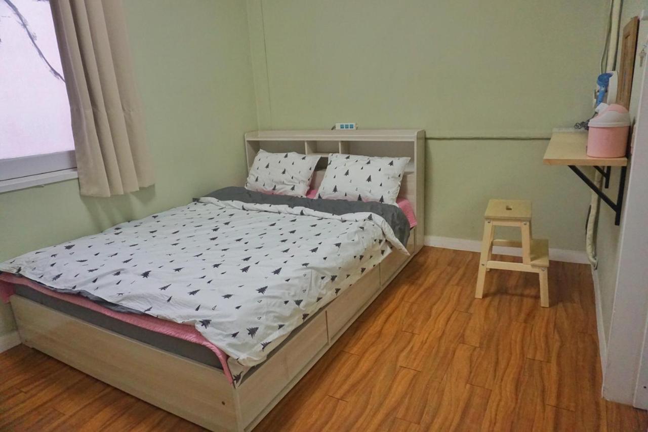 Tiara Guesthouse Seoul Bagian luar foto