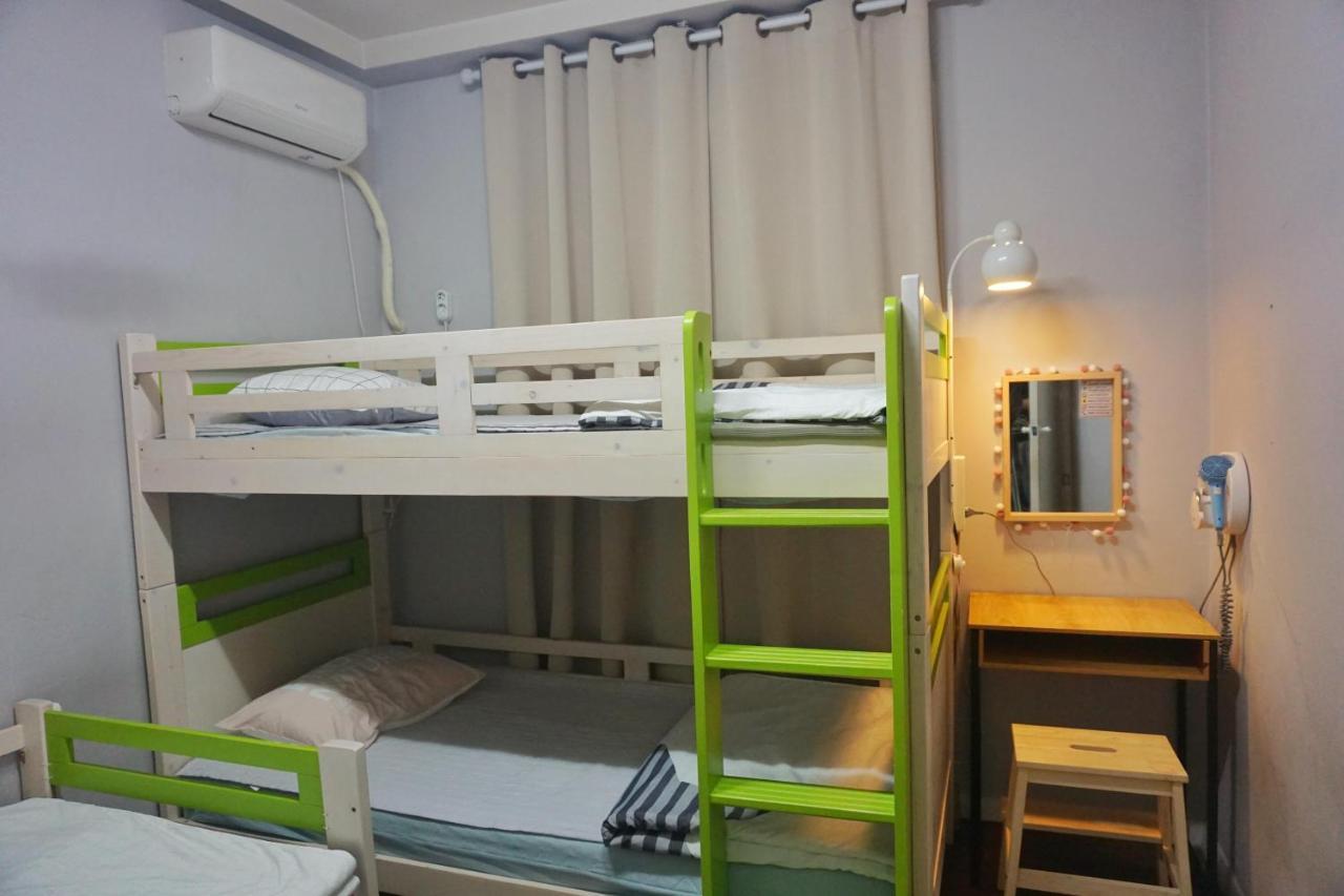Tiara Guesthouse Seoul Bagian luar foto