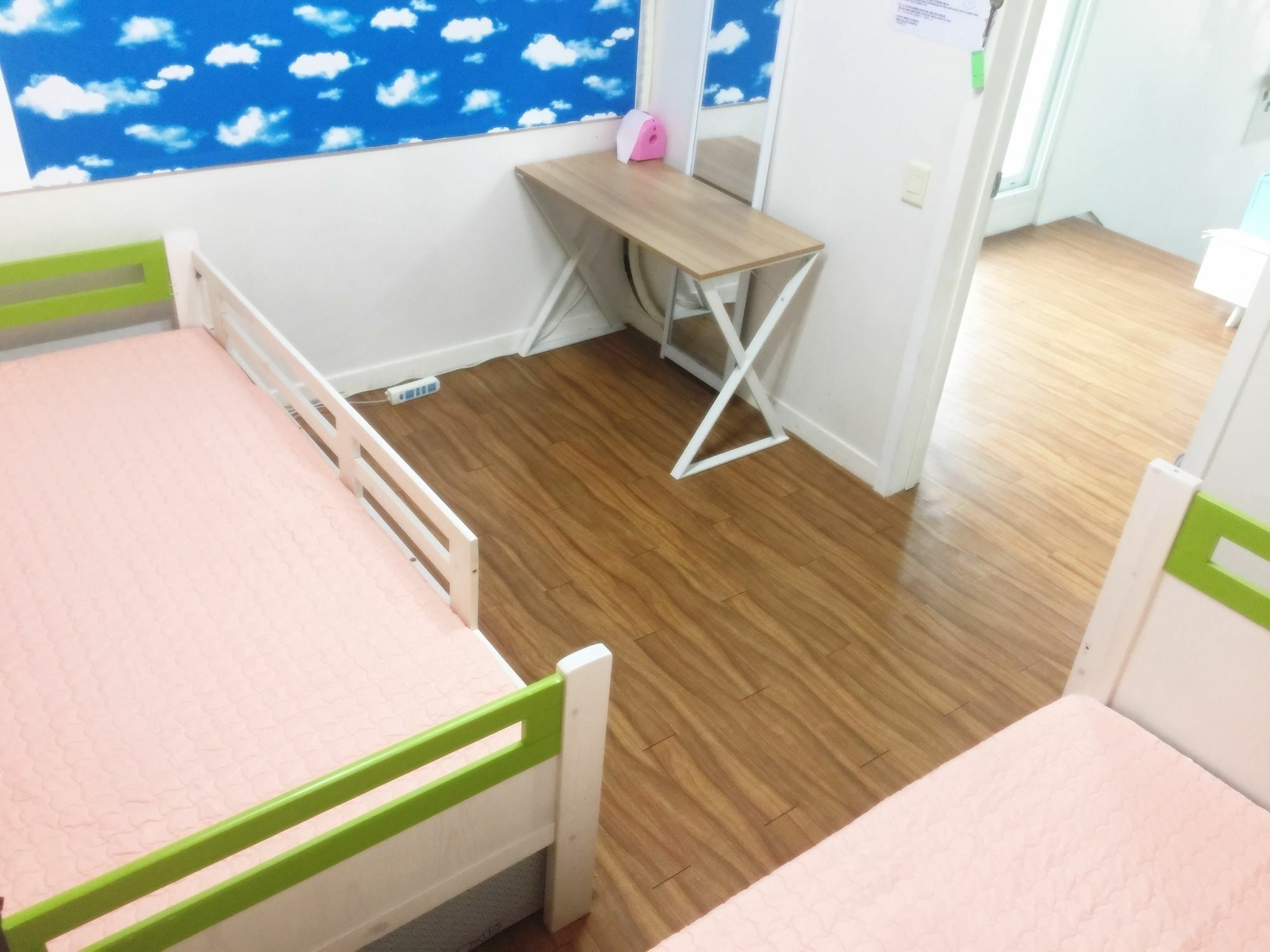 Tiara Guesthouse Seoul Bagian luar foto