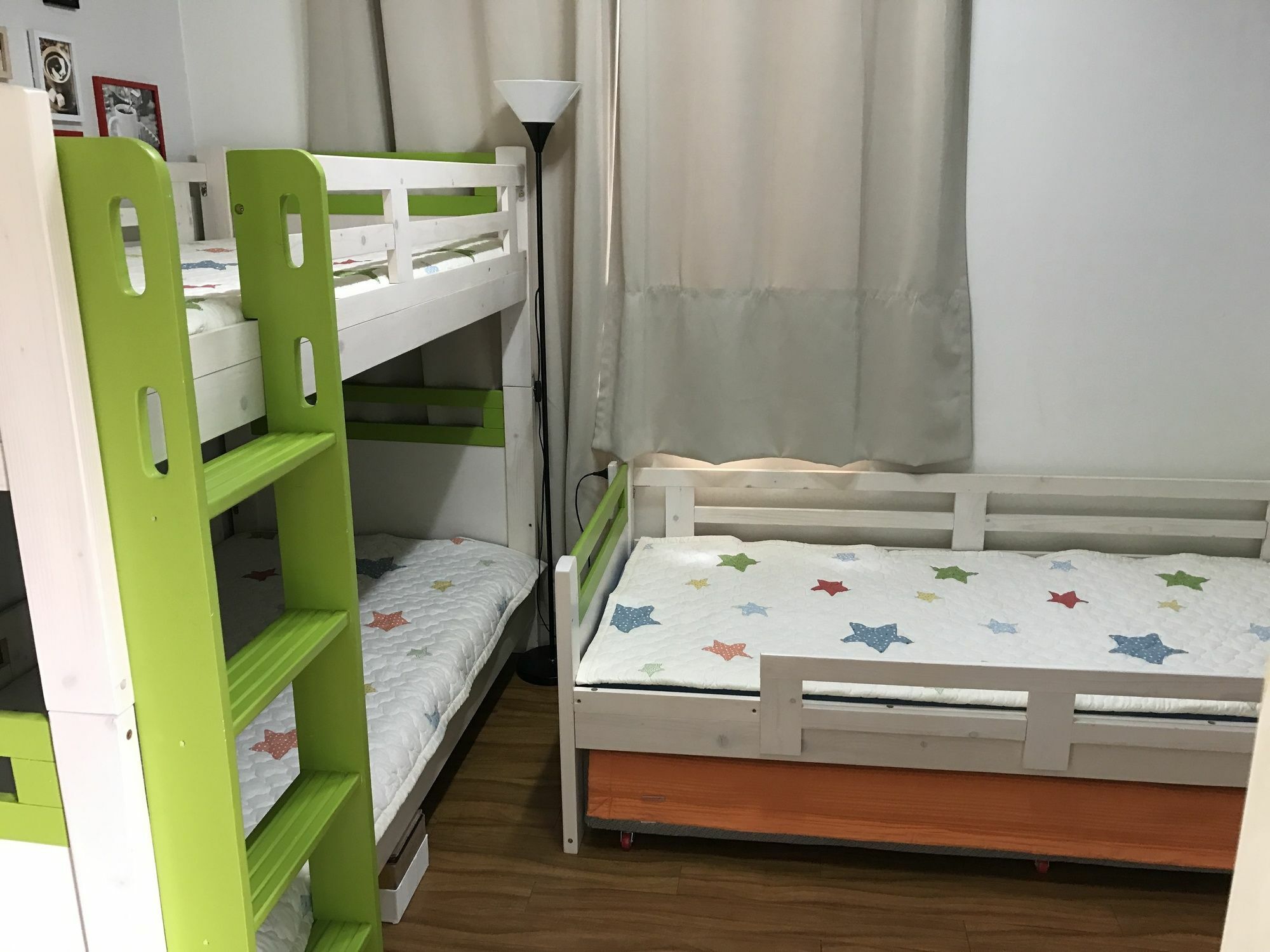 Tiara Guesthouse Seoul Bagian luar foto